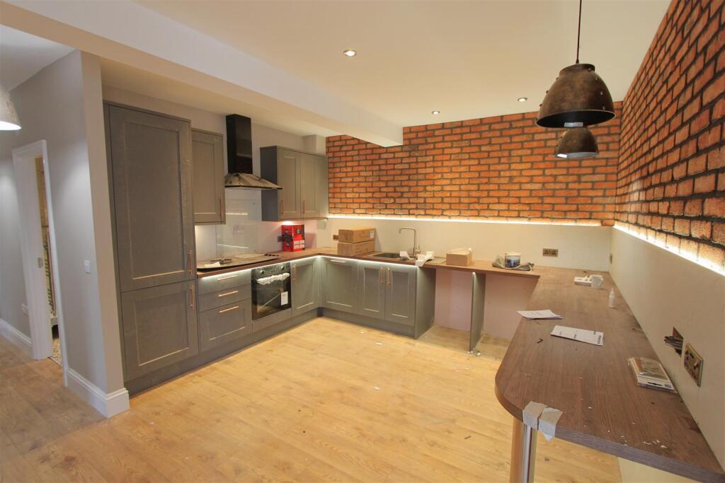 4 bed Detached for rent in Bristol. From Bristol SU Lettings - Bristol