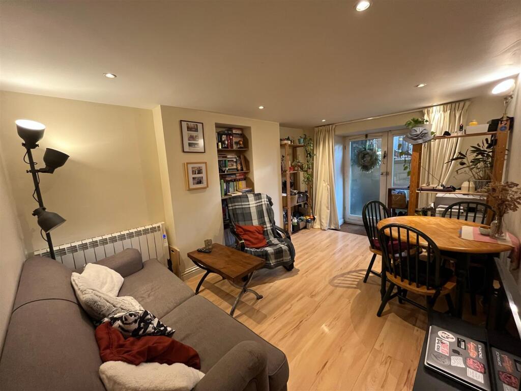 1 bed 1st Floor Flat for rent in Bristol. From Bristol SU Lettings - Bristol