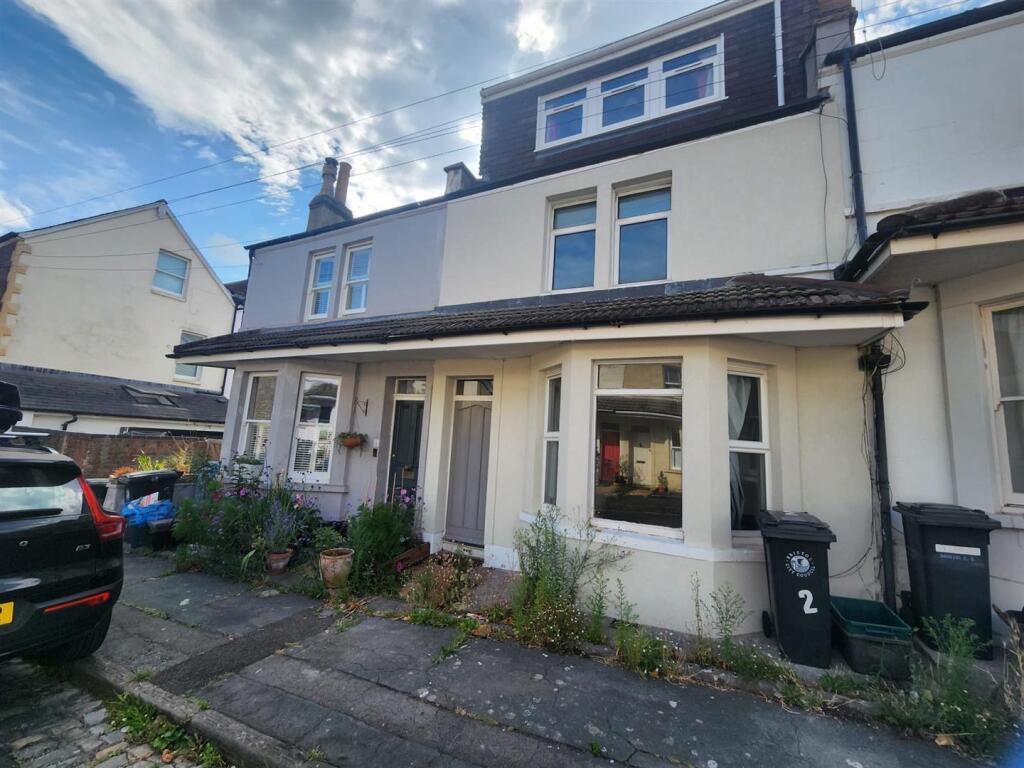 4 bed Detached for rent in Bristol. From Bristol SU Lettings - Bristol 4 bed Detached for rent in Bristol. From Bristol SU Lettings - Bristol