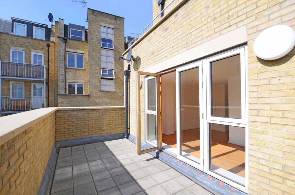 1 bed 1st Floor Flat for rent in London. From Kinleigh Folkard & Hayward - Sales - London Bridge