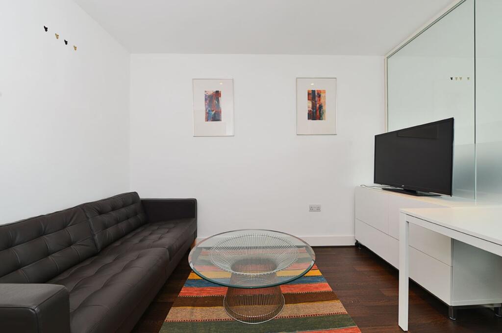 4 bed 1st Floor Flat for rent in London. From Kinleigh Folkard & Hayward - Sales - London Bridge