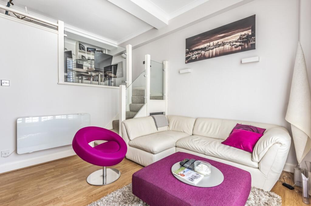 1 bed 1st Floor Flat for rent in Bermondsey. From Kinleigh Folkard & Hayward - Sales - London Bridge 1 bed 1st Floor Flat for rent in Bermondsey. From Kinleigh Folkard & Hayward - Sales - London Bridge