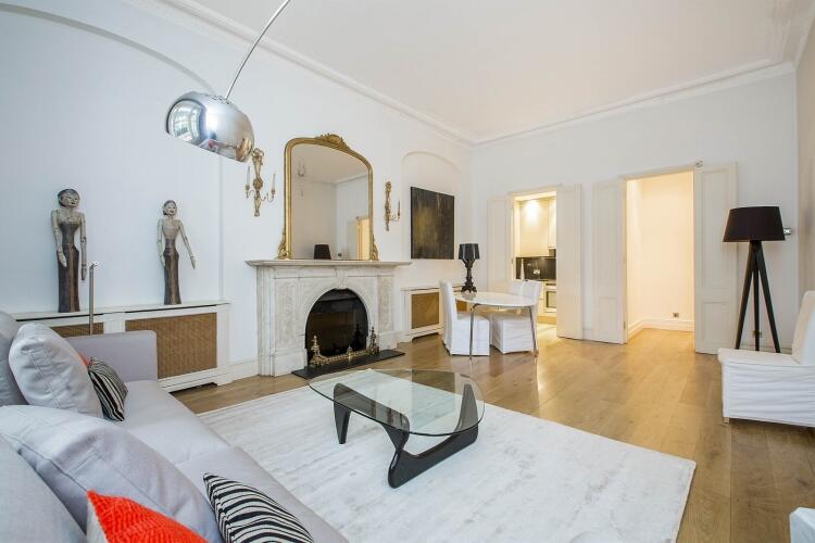 2 bed Apartment for rent in Kensington. From Kinleigh Folkard & Hayward - South Kensington