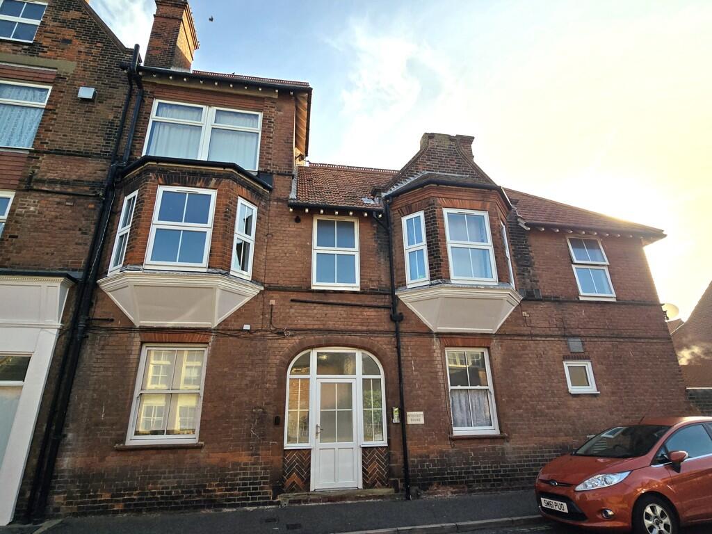 1 bed 1st Floor Flat for rent in Cromer. From Brown & Co - Holt