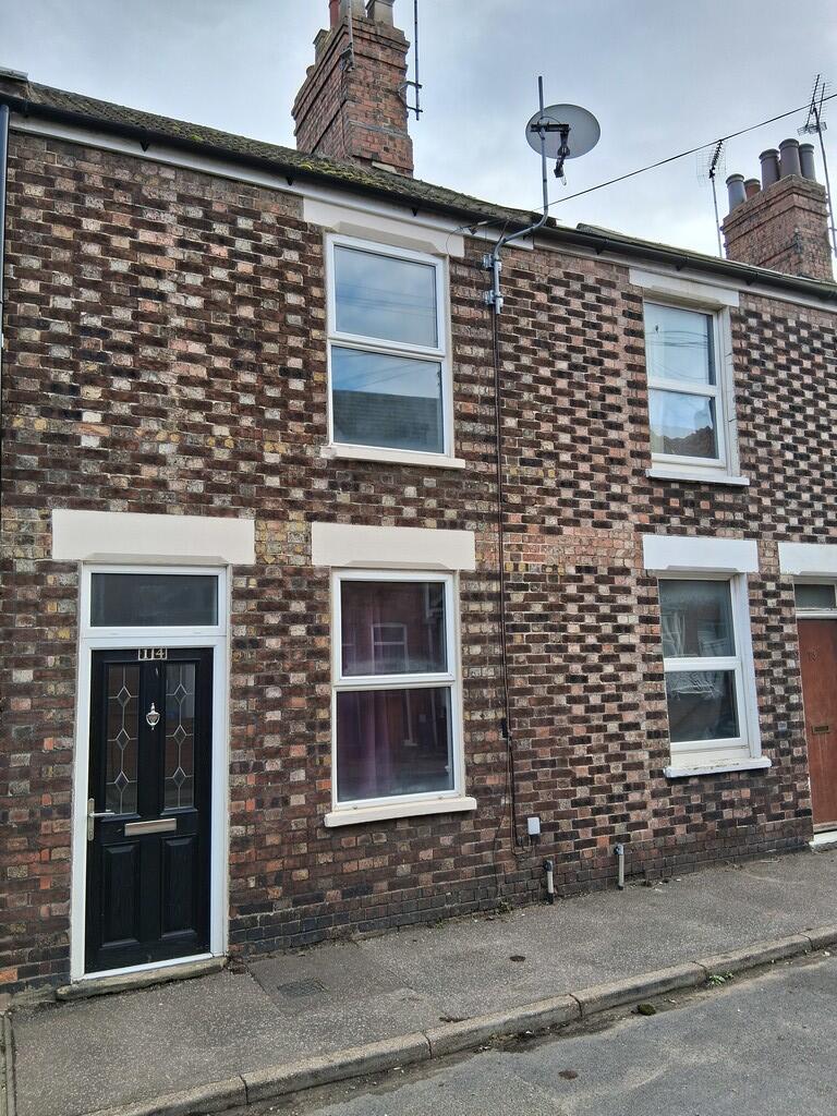 2 bed Mid Terraced House for rent in King's Lynn. From Brown & Co - King's Lynn