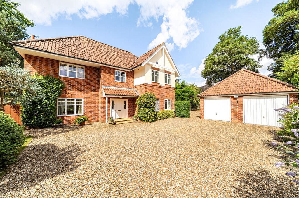 4 bed Detached for rent in Cringleford. From Brown & Co - Norwich