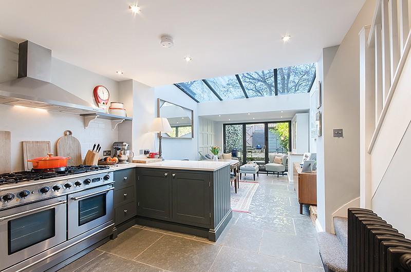 3 bed Detached for rent in London. From Knight Frank - Lettings - Aldgate