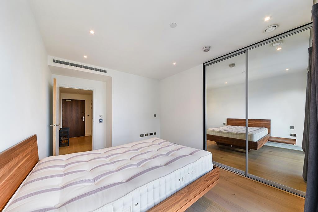 1 bed 1st Floor Flat for rent in London. From Knight Frank - Lettings - Aldgate