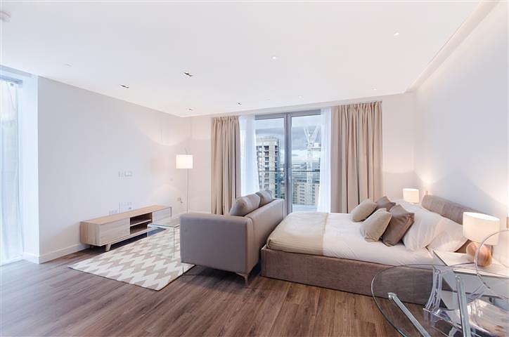 4 bed 1st Floor Flat for rent in Stepney. From Knight Frank - Lettings - Aldgate