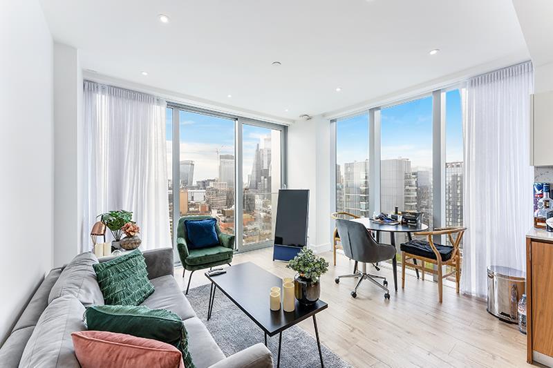 1 bed 1st Floor Flat for rent in London. From Knight Frank - Lettings - Aldgate