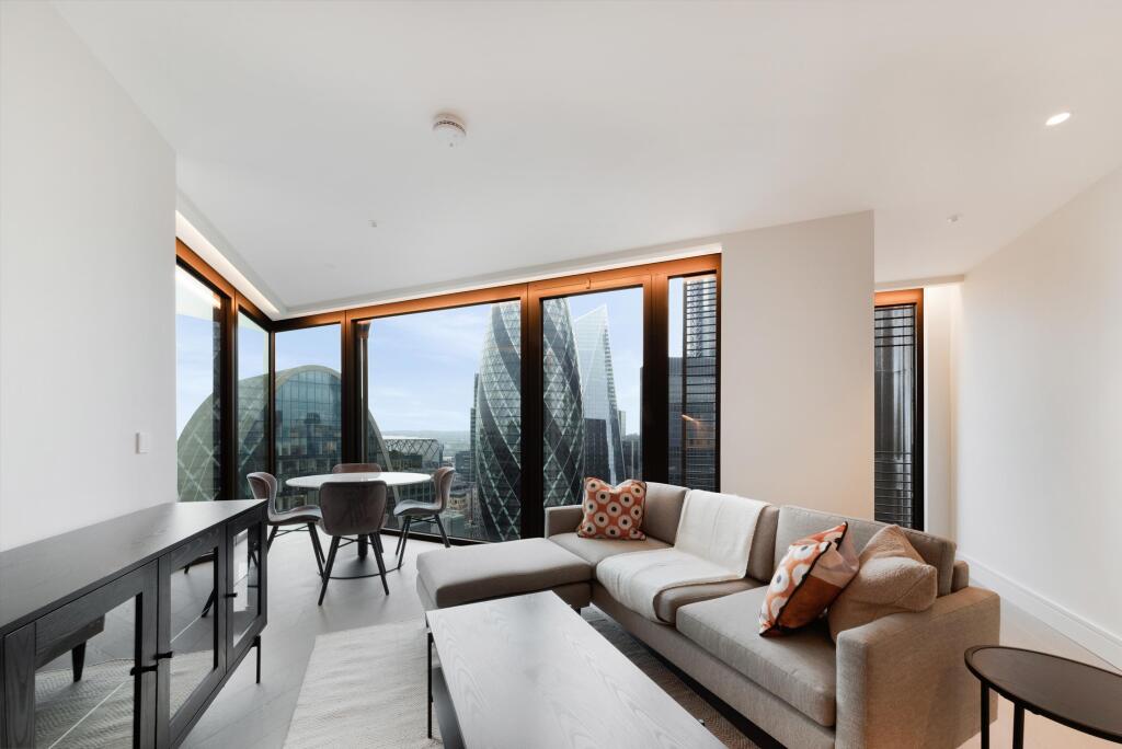 2 bed 1st Floor Flat for rent in London. From Knight Frank - Lettings - Aldgate 2 bed 1st Floor Flat for rent in London. From Knight Frank - Lettings - Aldgate