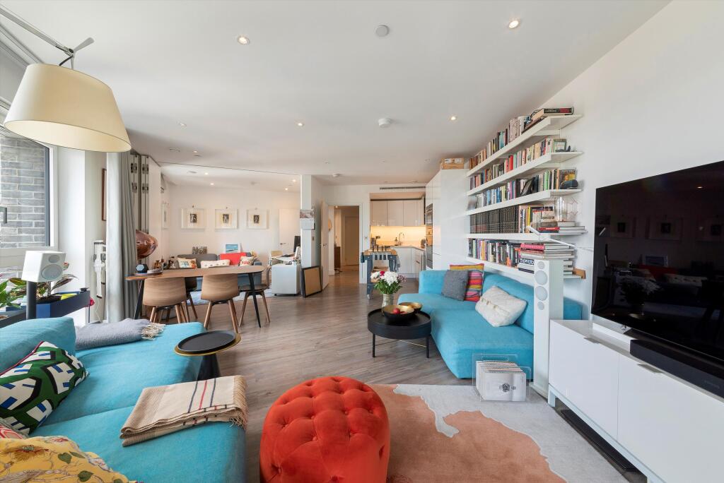 3 bed 1st Floor Flat for rent in Stepney. From Knight Frank - Lettings - Aldgate 3 bed 1st Floor Flat for rent in Stepney. From Knight Frank - Lettings - Aldgate