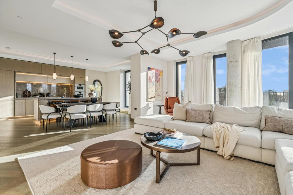 3 bed 1st Floor Flat for rent in Paddington. From Knight Frank - Hyde Park