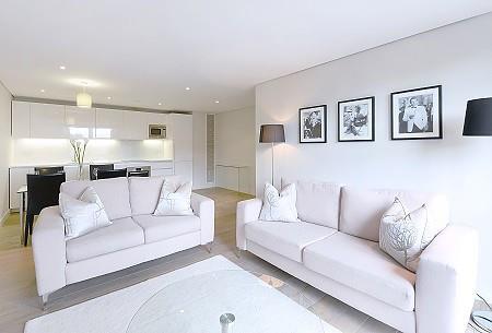 3 bed 1st Floor Flat for rent in London. From Knight Frank - Hyde Park
