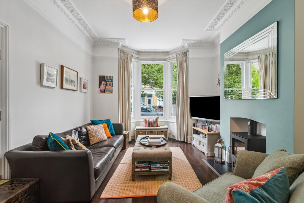 4 bed Mid Terraced House for rent in Willesden. From Knight Frank - Hyde Park