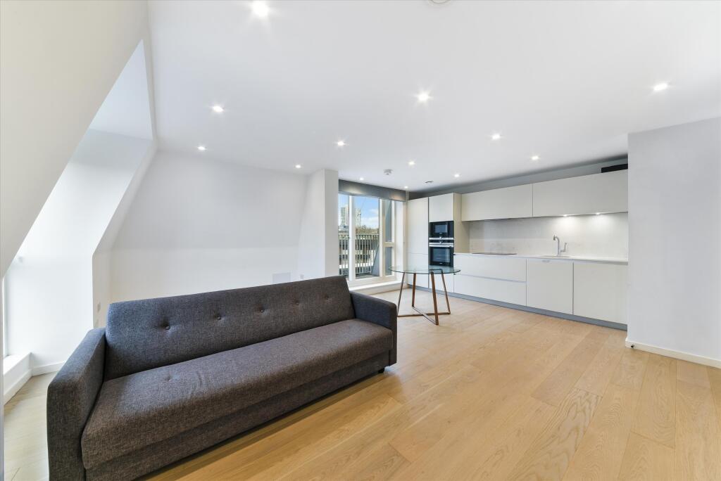 1 bed 1st Floor Flat for rent in Islington. From Knight Frank - Islington