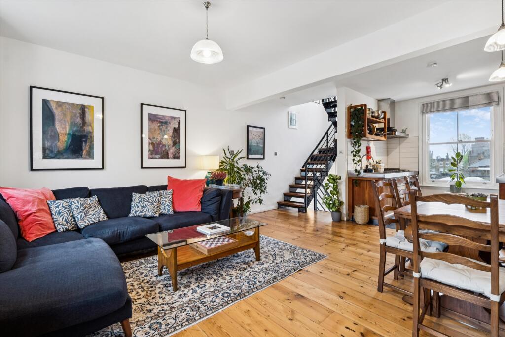 2 bed 1st Floor Flat for rent in Islington. From Knight Frank - Islington