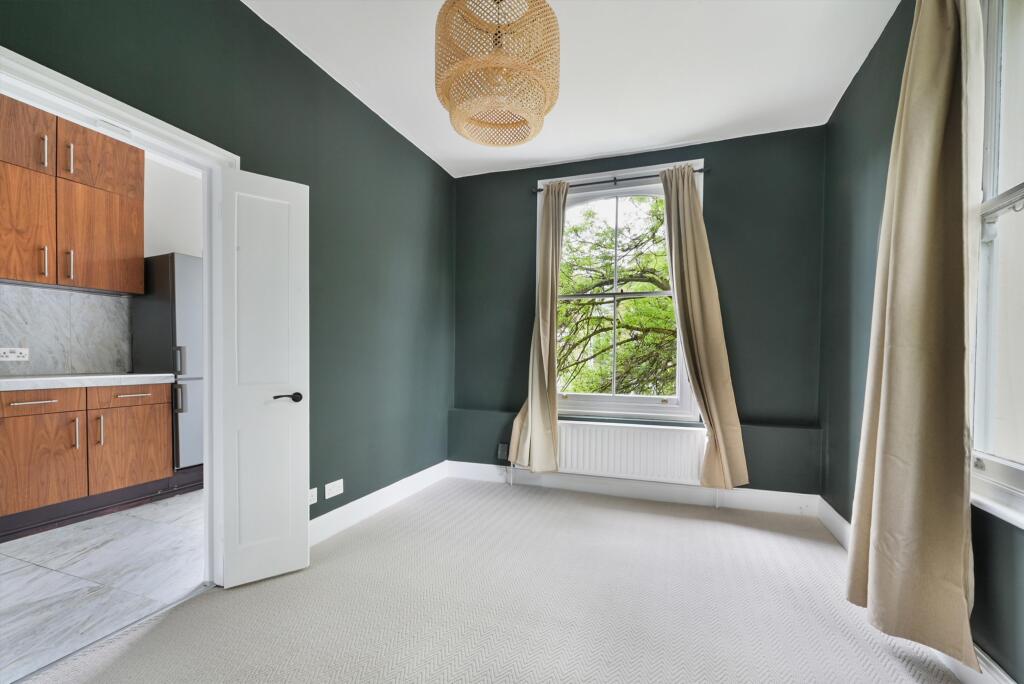 1 bed 1st Floor Flat for rent in Islington. From Knight Frank - Islington