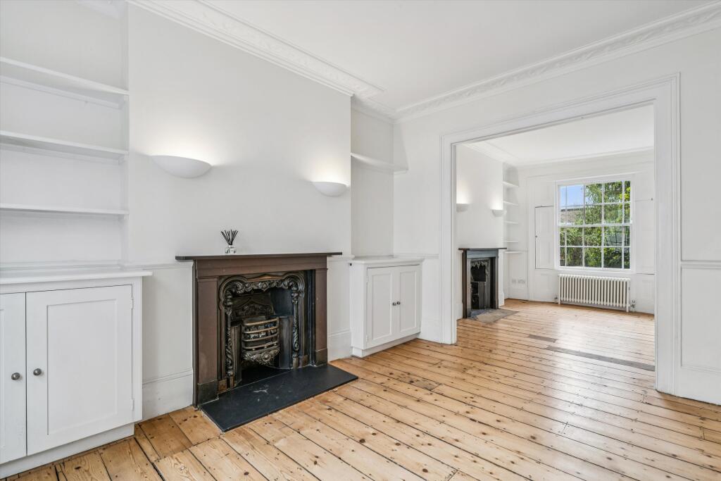 4 bed Mid Terraced House for rent in Islington. From Knight Frank - Islington