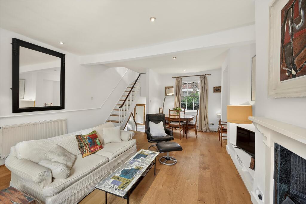 2 bed Mid Terraced House for rent in Islington. From Knight Frank - Islington 2 bed Mid Terraced House for rent in Islington. From Knight Frank - Islington