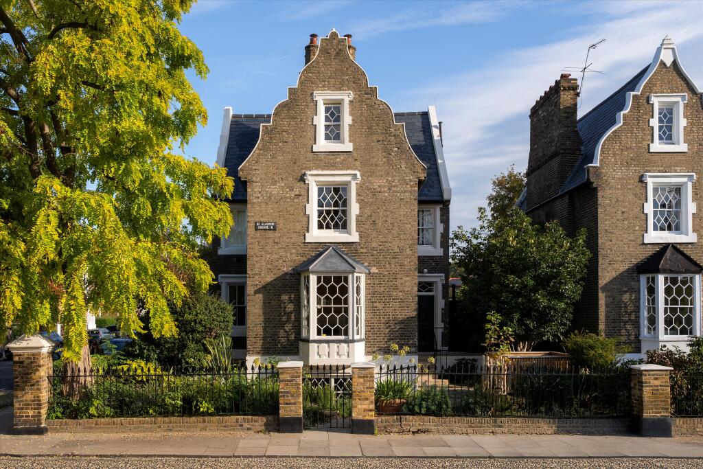 3 bed Town House for rent in Islington. From Knight Frank - Islington
