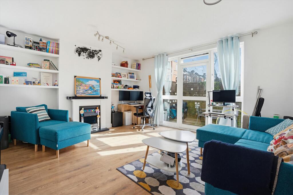 3 bed 1st Floor Flat for rent in London. From Knight Frank - Lettings - Kings Cross 3 bed 1st Floor Flat for rent in London. From Knight Frank - Lettings - Kings Cross