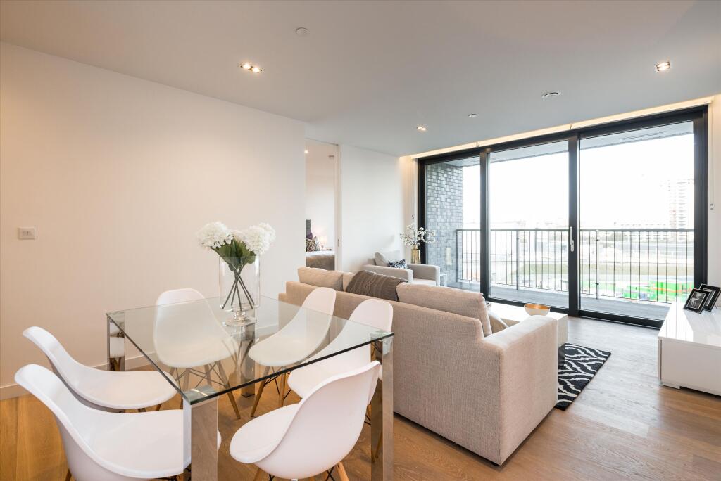 2 bed 1st Floor Flat for rent in Camden Town. From Knight Frank - Lettings - Kings Cross