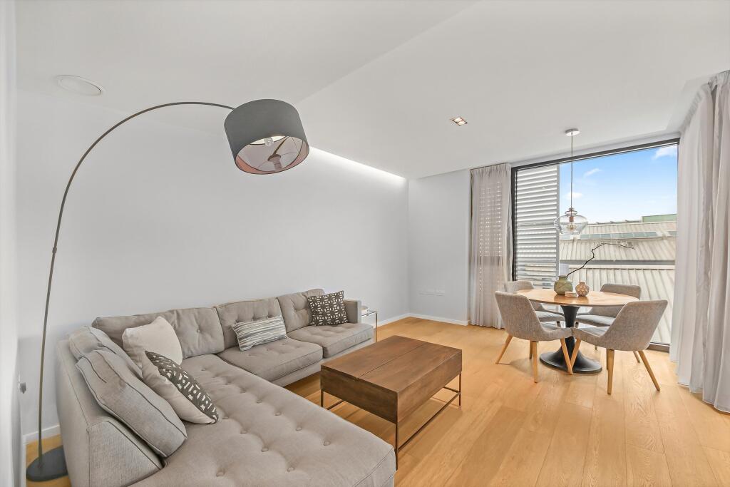 2 bed 1st Floor Flat for rent in London. From Knight Frank - Lettings - Kings Cross