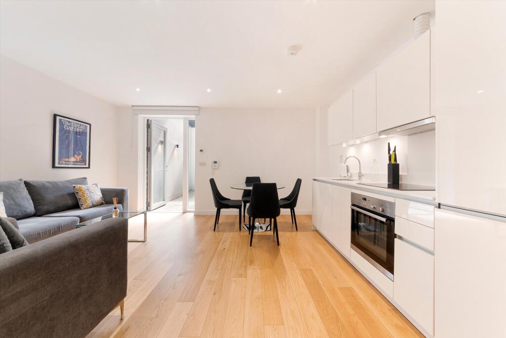 4 bed 1st Floor Flat for rent in London. From Knight Frank - Lettings - Kings Cross 4 bed 1st Floor Flat for rent in London. From Knight Frank - Lettings - Kings Cross