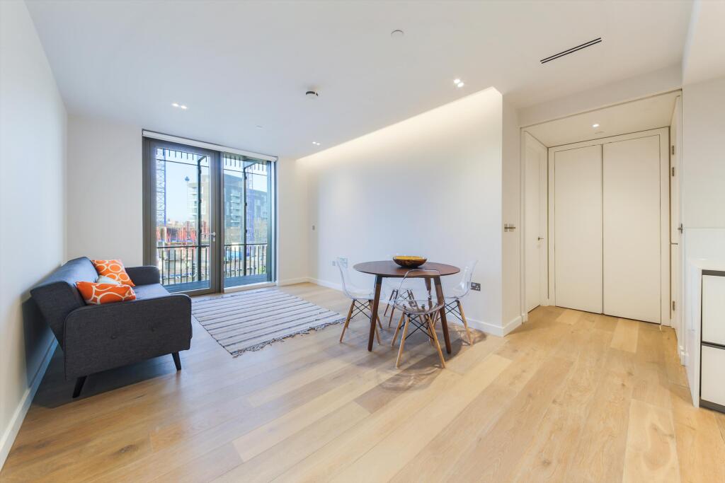 1 bed 1st Floor Flat for rent in Camden Town. From Knight Frank - Lettings - Kings Cross