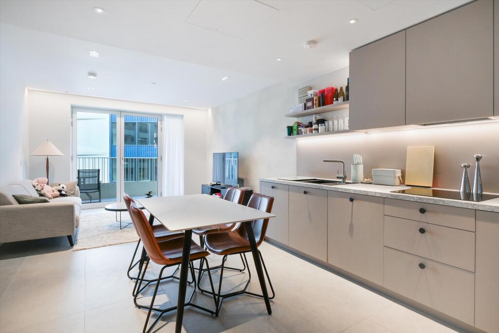 1 bed 1st Floor Flat for rent in Camden Town. From Knight Frank - Lettings - Kings Cross
