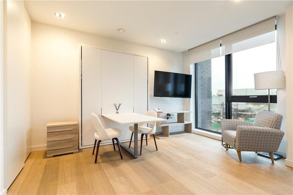 4 bed 1st Floor Flat for rent in Camden Town. From Knight Frank - Lettings - Kings Cross