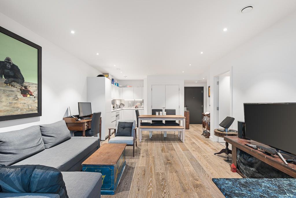 1 bed 1st Floor Flat for rent in London. From Knight Frank - Queens Park