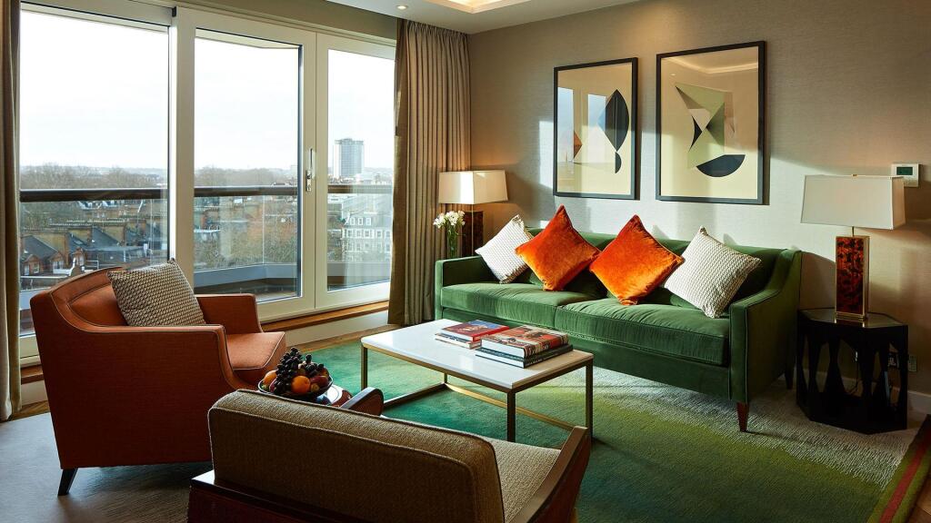 2 bed 1st Floor Flat for rent in London. From Knight Frank - South Kensington