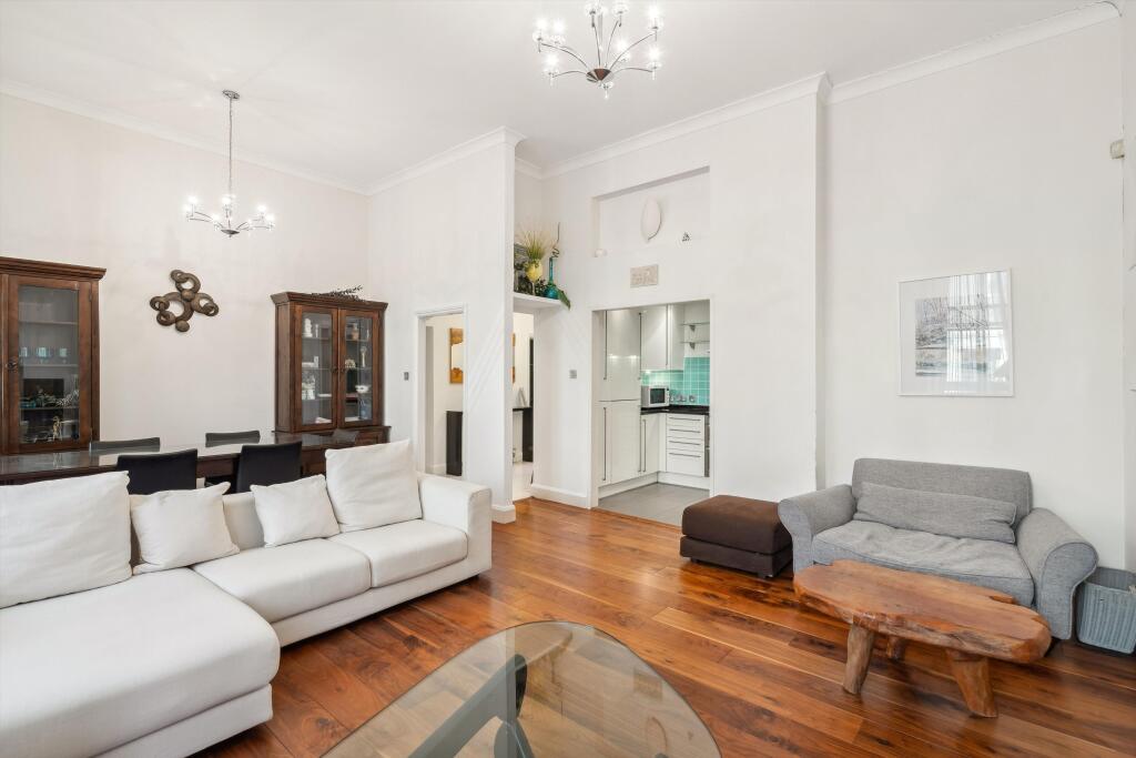 2 bed 1st Floor Flat for rent in London. From Knight Frank - South Kensington