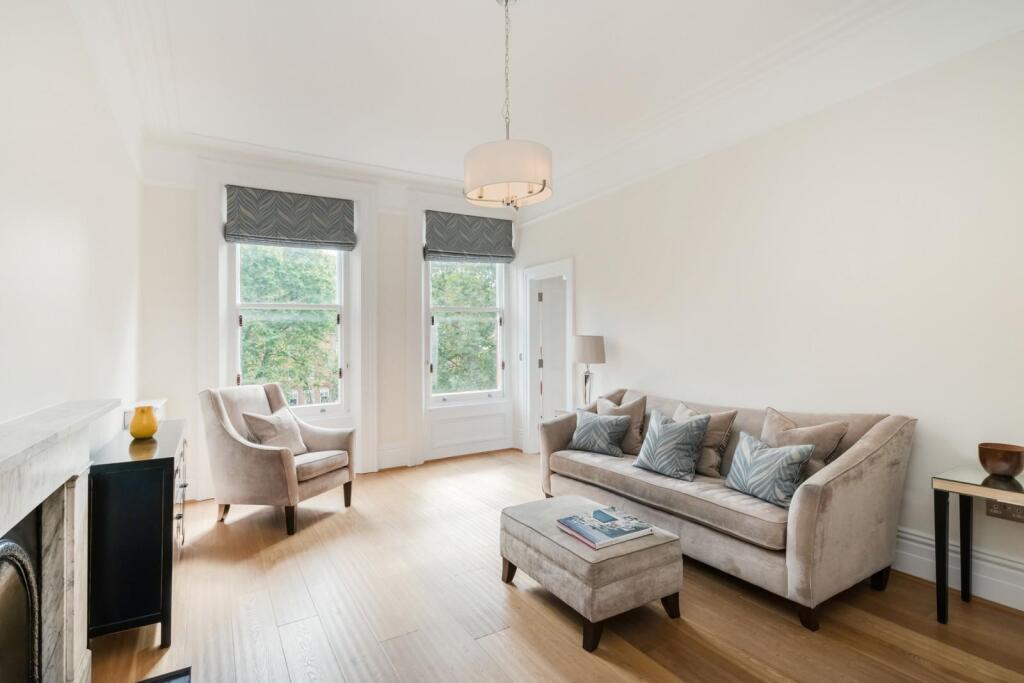 1 bed 1st Floor Flat for rent in Kensington. From Knight Frank - South Kensington
