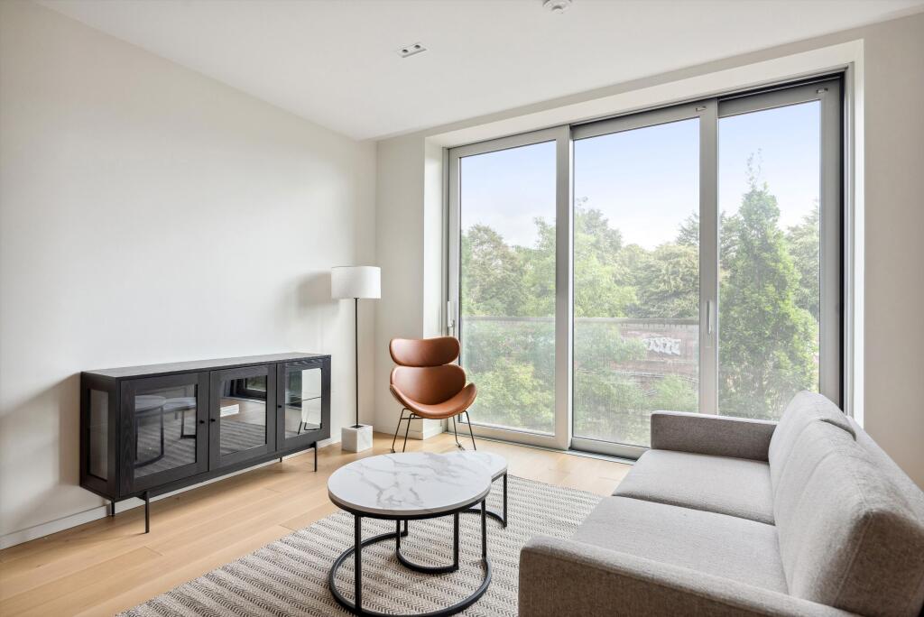 2 bed 1st Floor Flat for rent in London. From Knight Frank - South Kensington