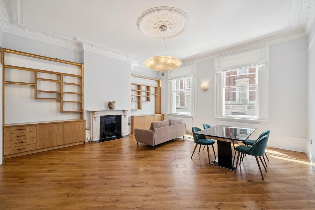 2 bed 1st Floor Flat for rent in Kensington. From Knight Frank - South Kensington