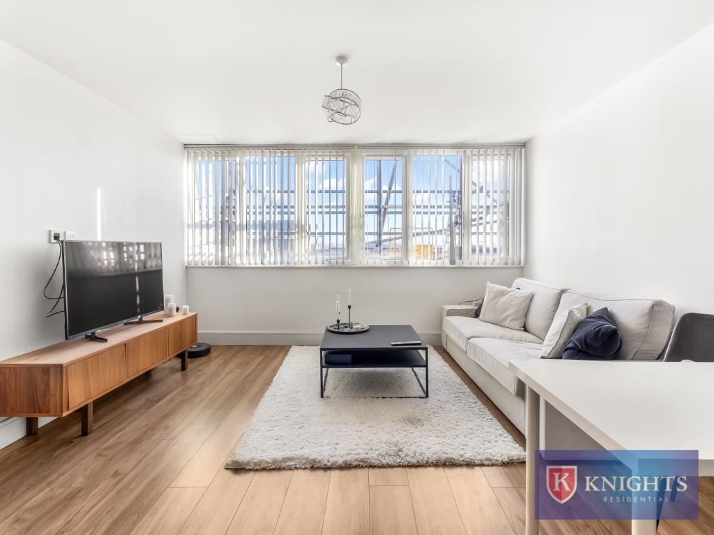 1 bed 1st Floor Flat for rent in London. From Knights Residential - Edmonton