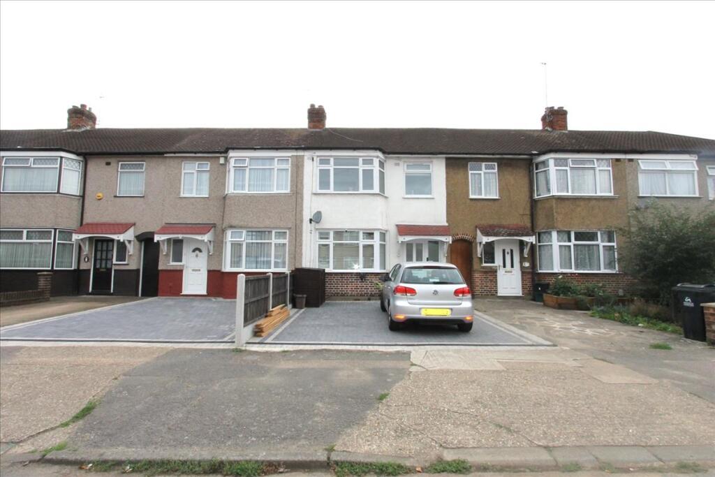 1 bed Annexe for rent in London. From Knights Residential - Edmonton