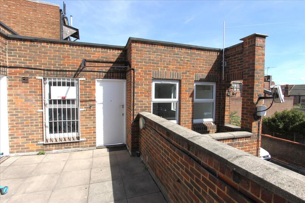 1 bed 1st Floor Flat for rent in London. From Knights Residential - Edmonton 1 bed 1st Floor Flat for rent in London. From Knights Residential - Edmonton