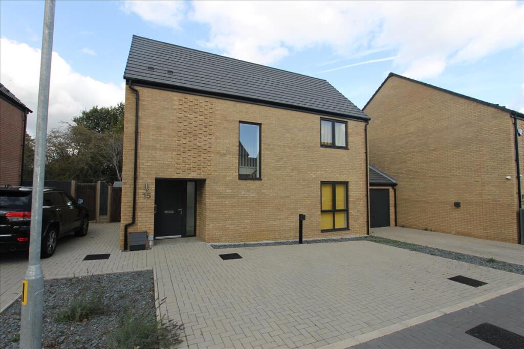 3 bed Detached for rent in Cheshunt. From Knights Residential - Edmonton