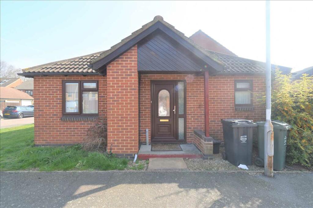 2 bed Bungalow for rent in Swanscombe. From Land Estate - Dartford