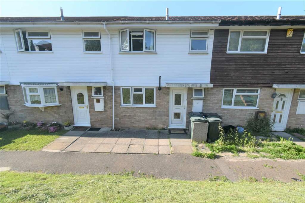 3 bed Detached House for rent in Stone. From Land Estate - Dartford