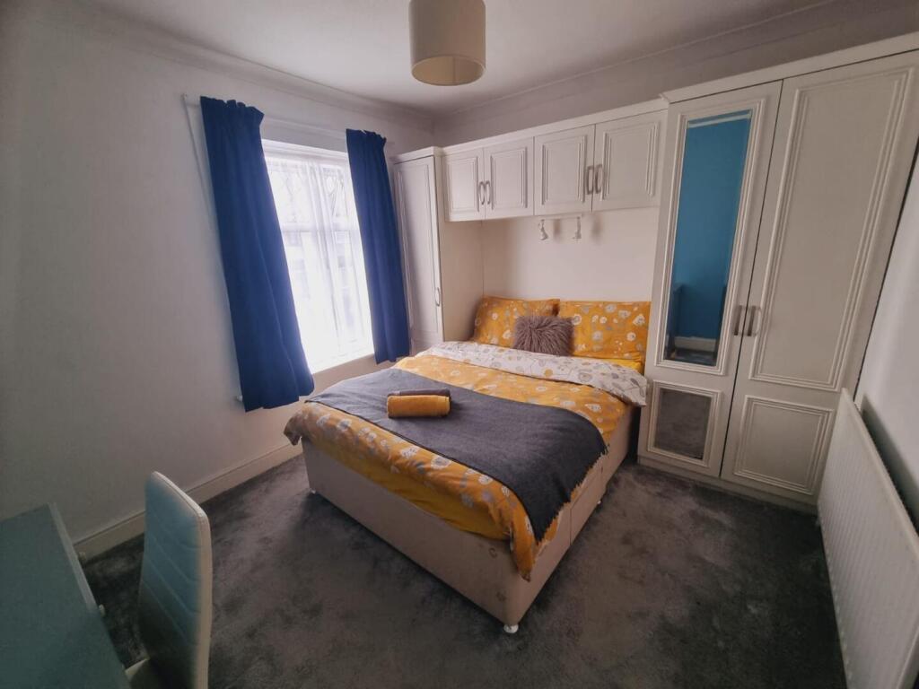 1 bed House Share for rent in Crayford. From Land Estates Agent - Dartford