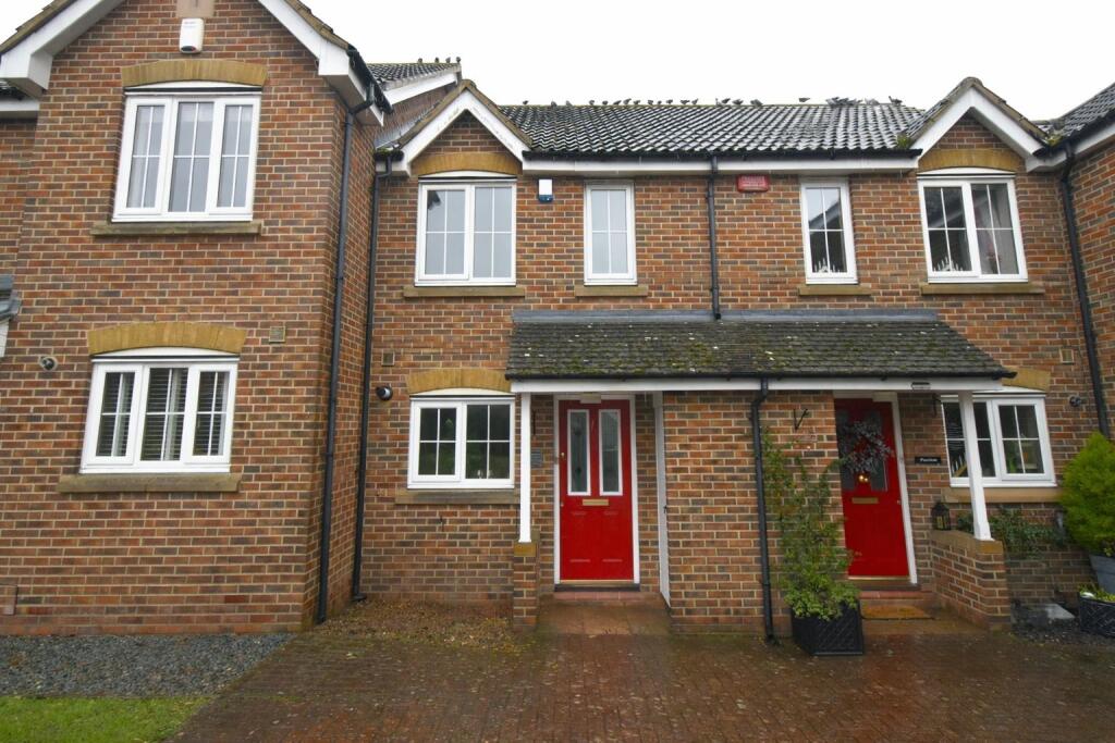 2 bed Detached for rent in Darenth. From Land Estates Agent - Dartford 2 bed Detached for rent in Darenth. From Land Estates Agent - Dartford