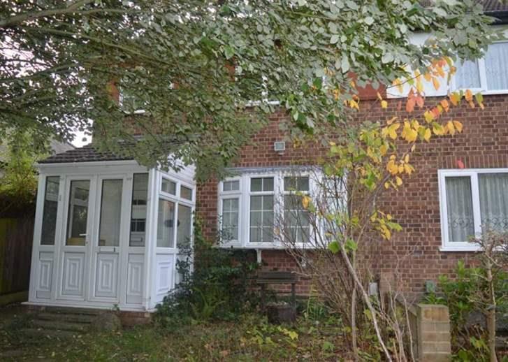 3 bed Detached for rent in Swanley. From Land Estates Agent - Dartford