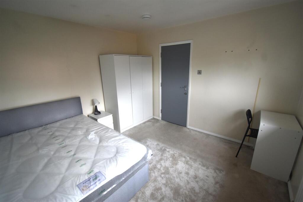 1 bed House Share for rent in Darenth. From Land Estates Agent - Dartford