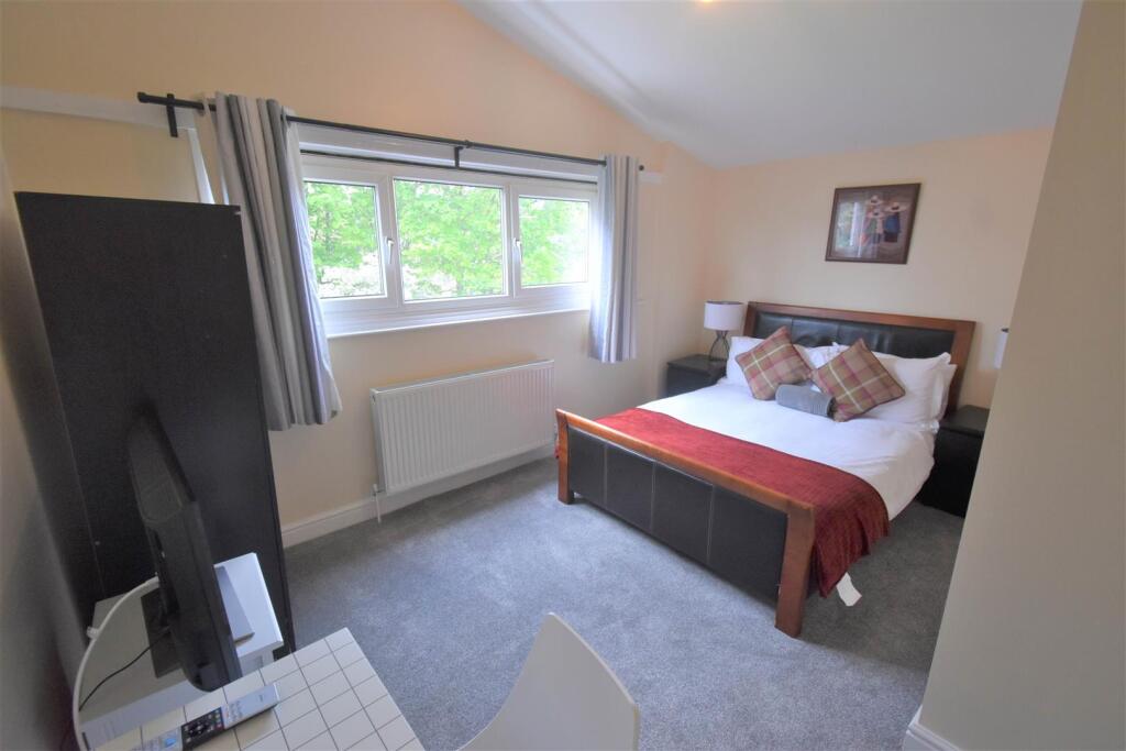 1 bed House Share for rent in Crayford. From Land Estates Agent - Dartford
