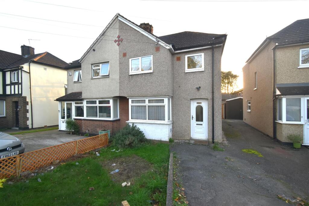 3 bed Detached for rent in Crayford. From Land Estates Agent - Dartford 3 bed Detached for rent in Crayford. From Land Estates Agent - Dartford